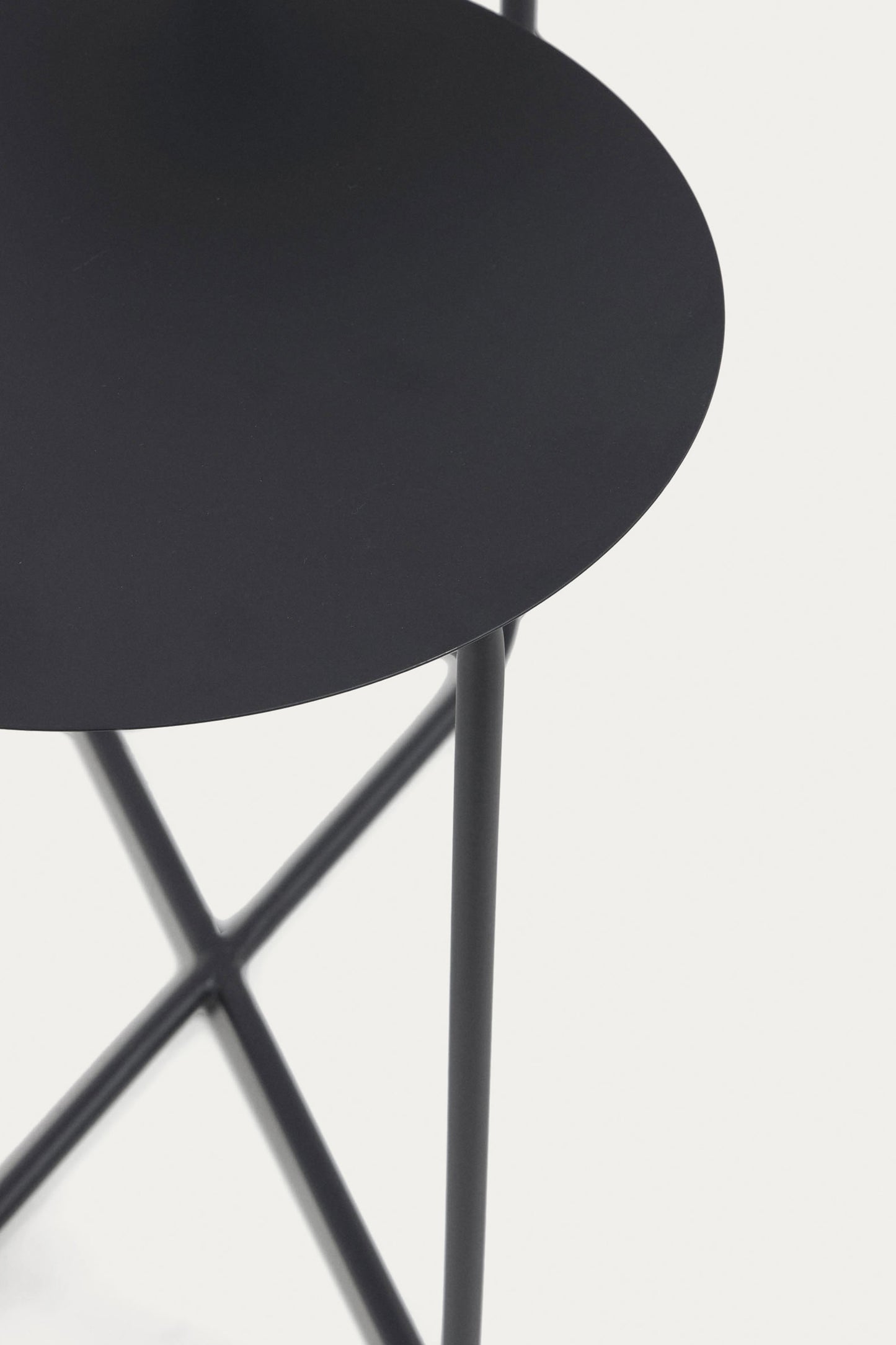 FLORA ROUND BLACK METAL SIDE TABLE