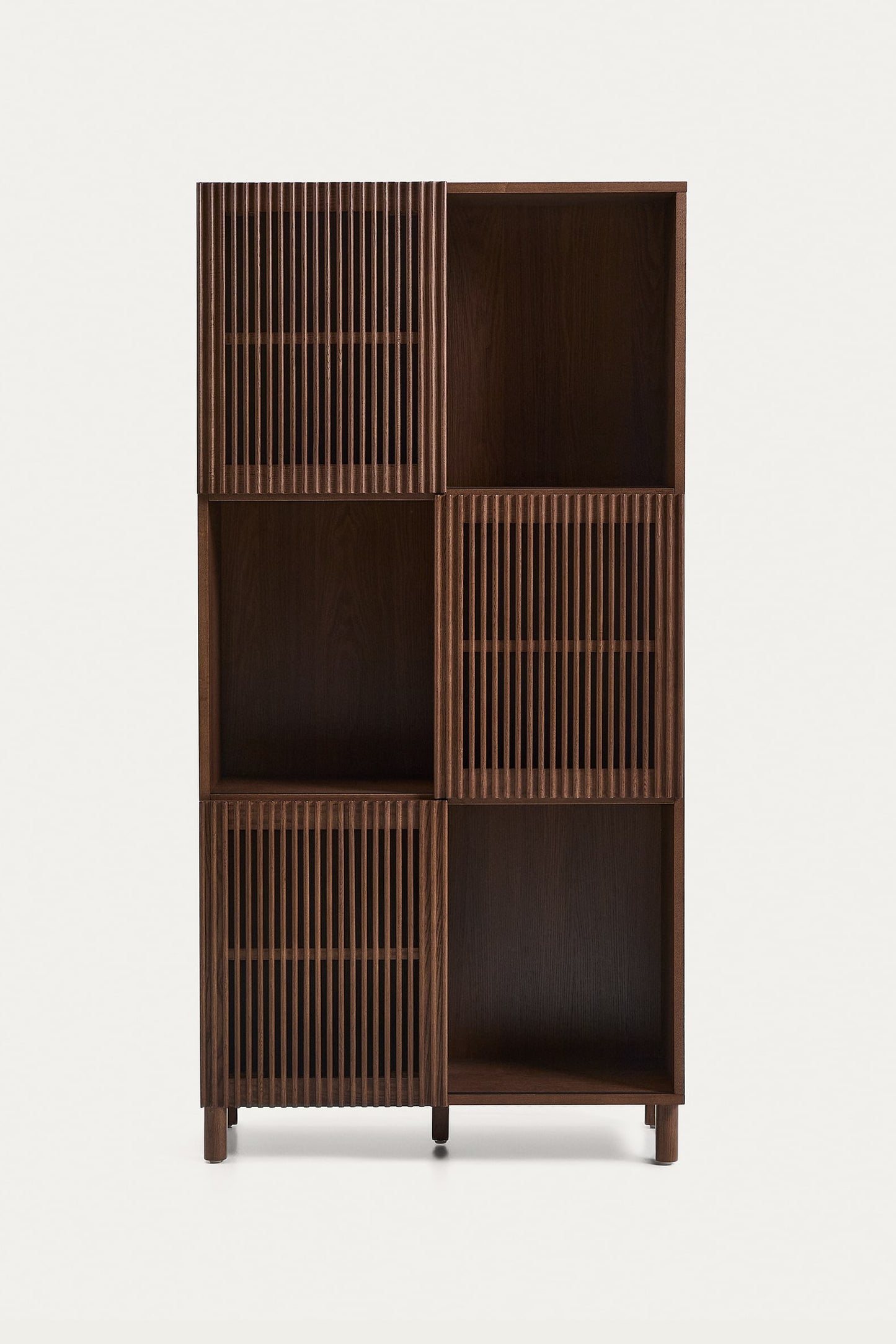 KIRA SHELF UNIT IN OAK VENEER AND SOLID OAK WOOD WITH WALNUT FINISH