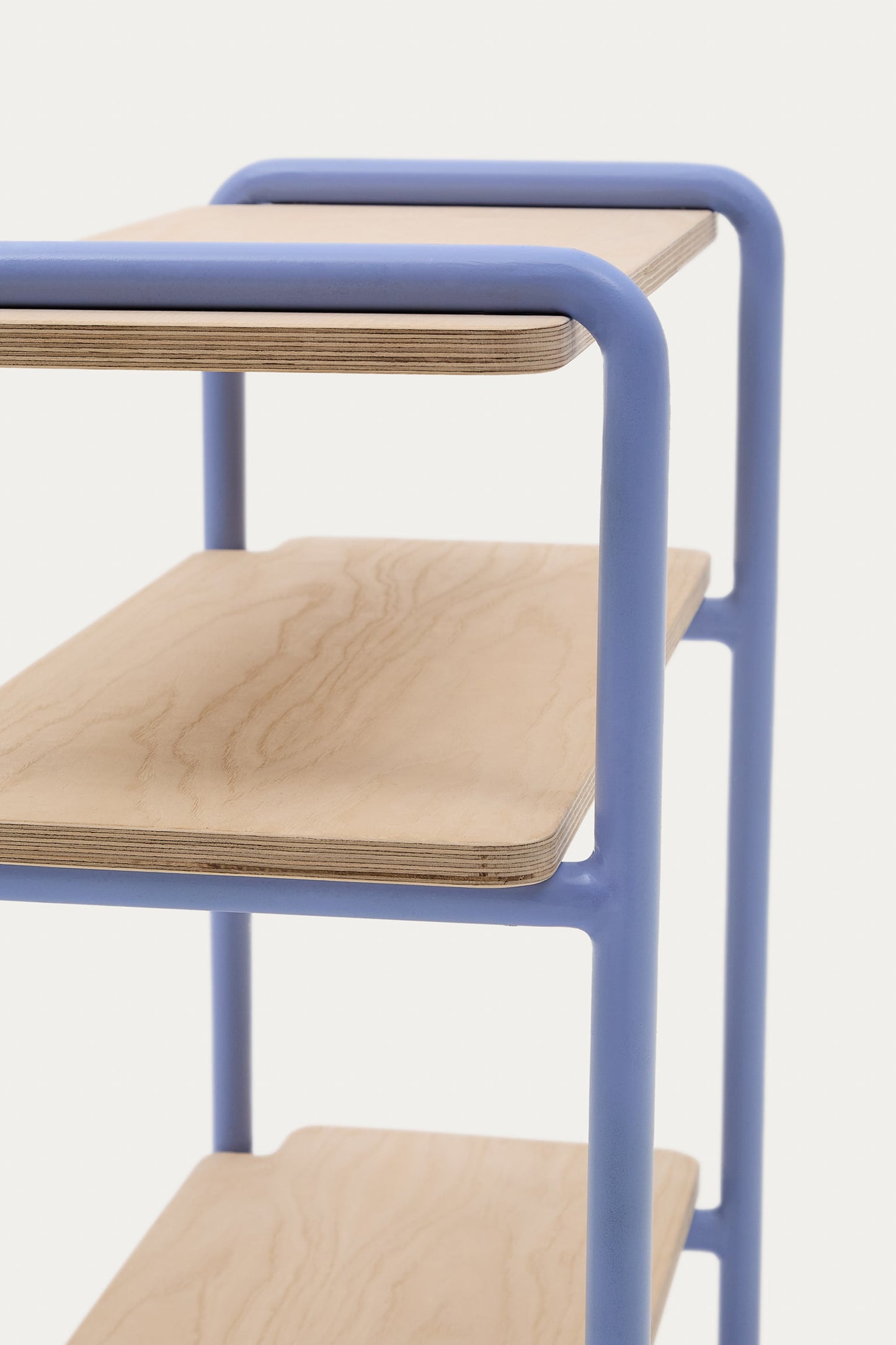 VERA ASH VENEER SHELF WITH A BLUE METAL STRUCTURE