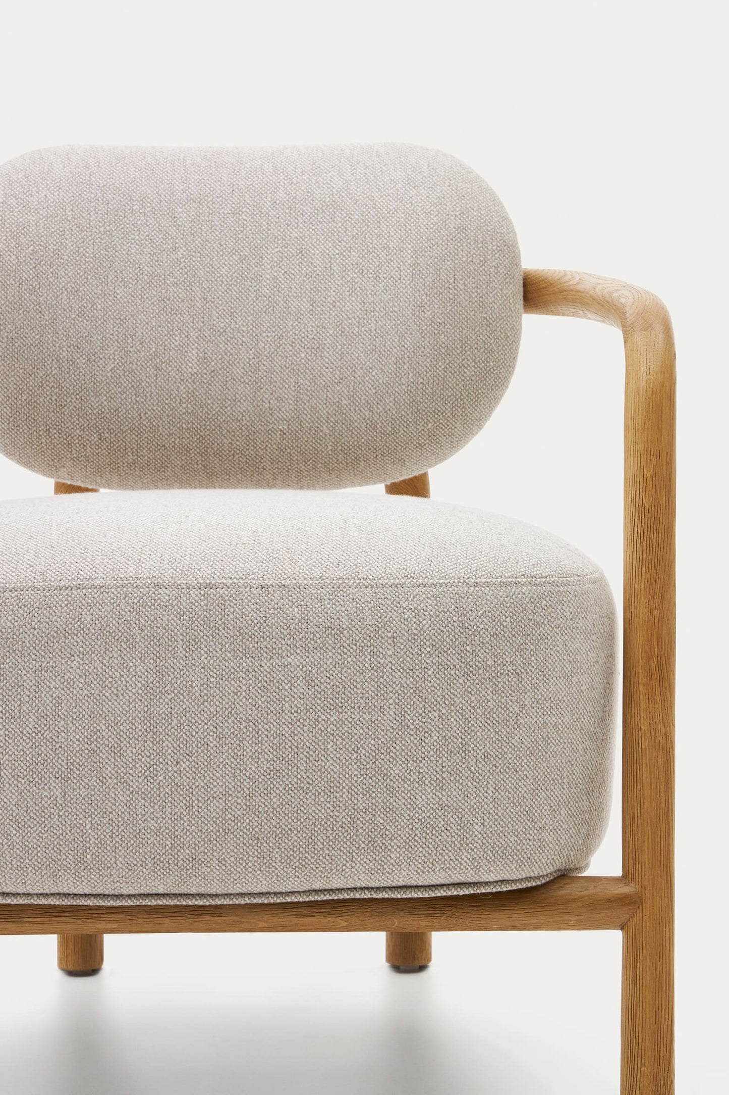 EMMA BEIGE ARMCHAIR