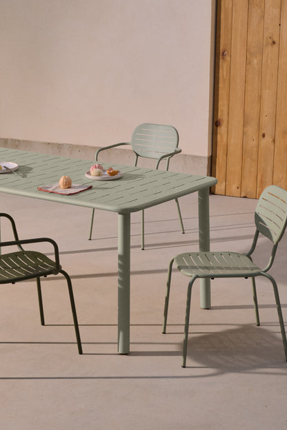 GAIA OUTDOOR TABLE IN TURQUOISE GALVANISED STEEL