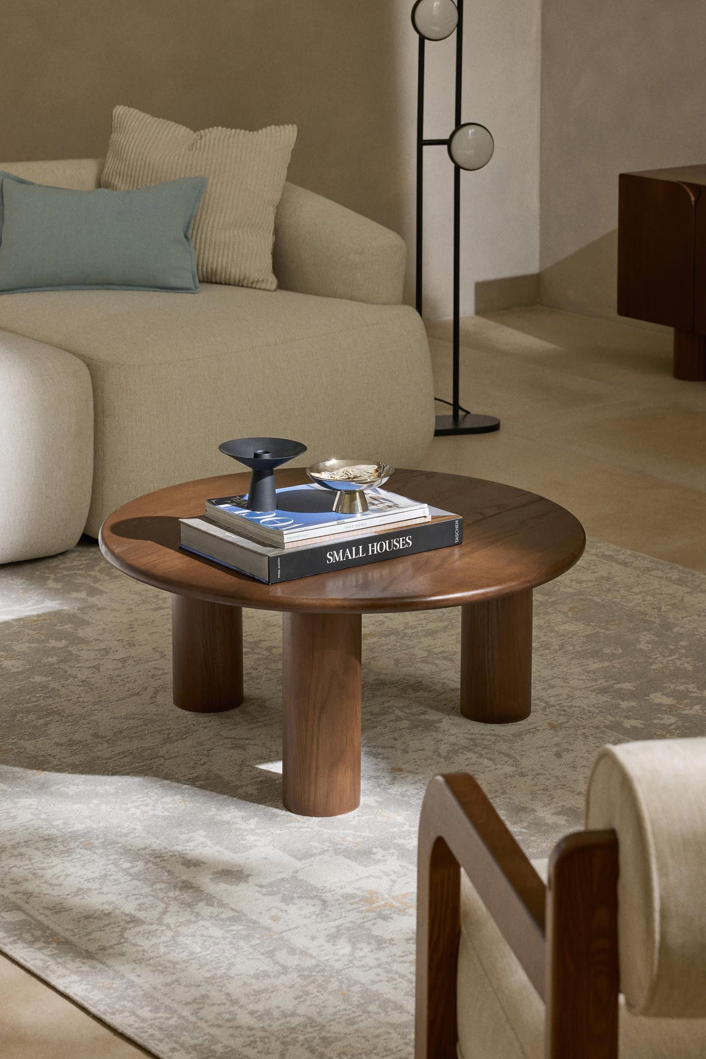 IVY BROWN OAK ROUND COFFEE TABLE