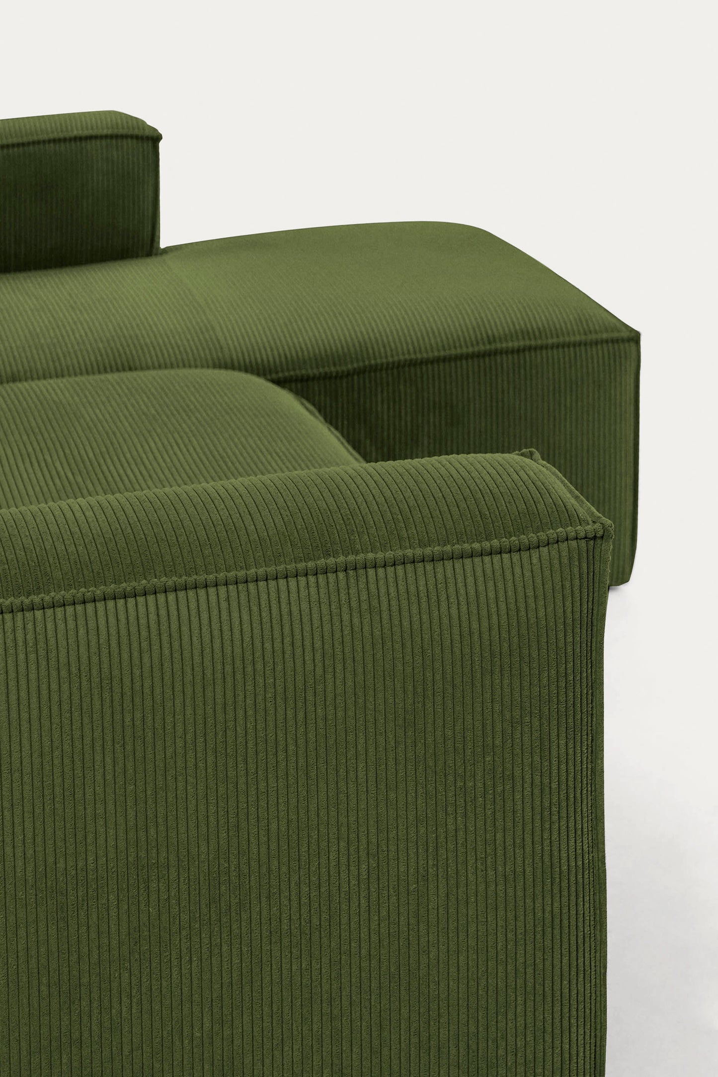 LILY 3 SEATER SOFA WITH RIGHT-HAND CHAISE LONGUE IN GREEN