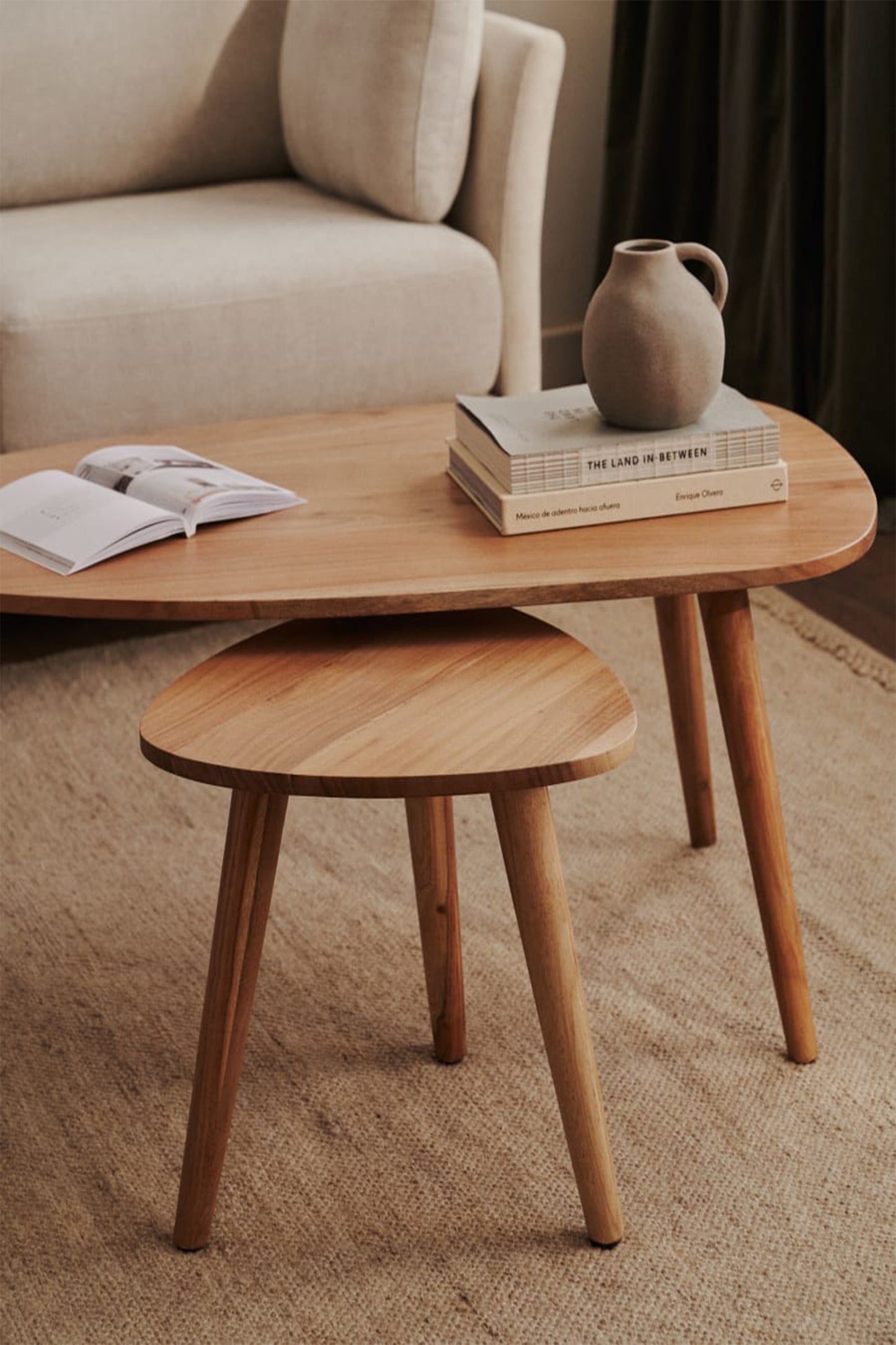 ELUANA SIDE TABLE