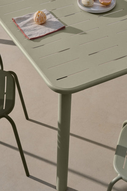 GAIA OUTDOOR TABLE IN TURQUOISE GALVANISED STEEL