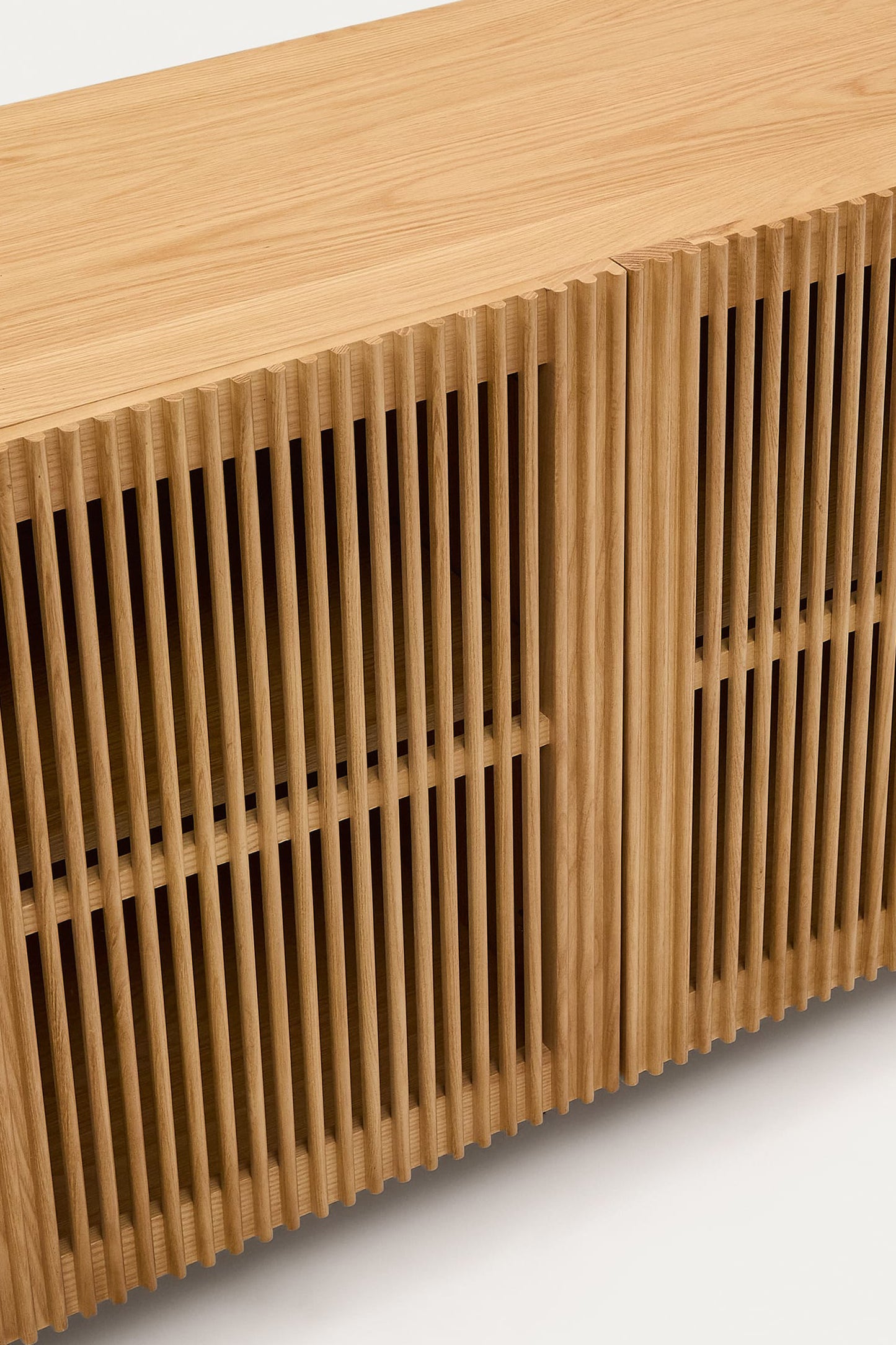 KIRA 4-DOOR SIDEBOARD IN SOLID OAK WOOD AND OAK VENEER