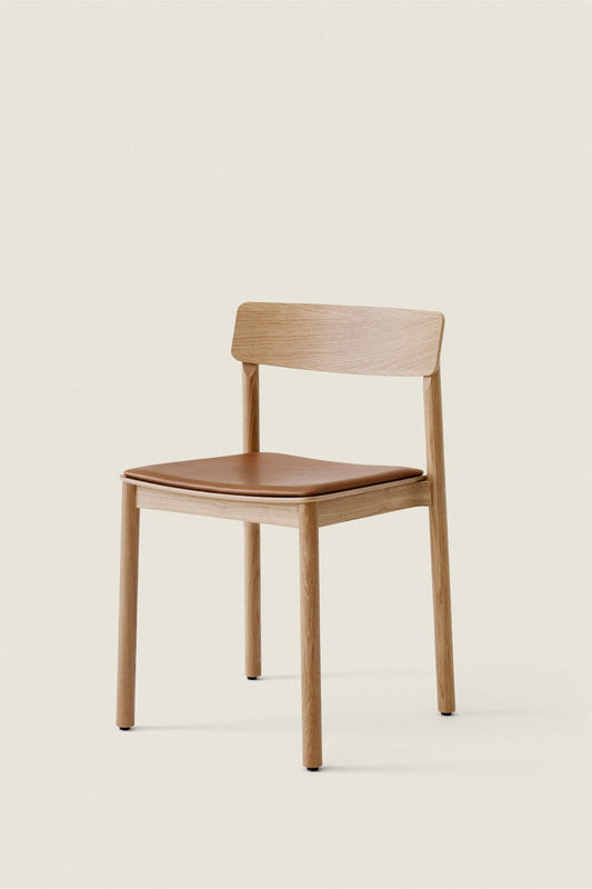 AK LIGHT BEIGE CHAIR