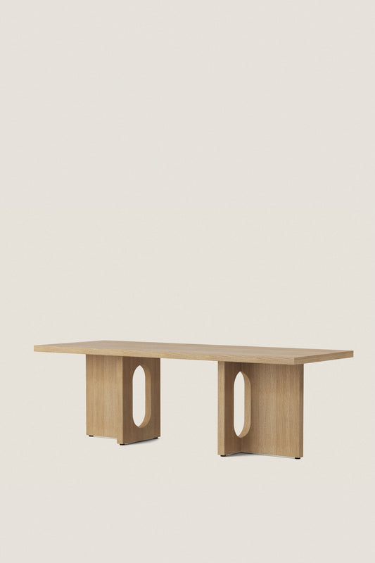 T O NATURAL OAK COFFEE TABLE