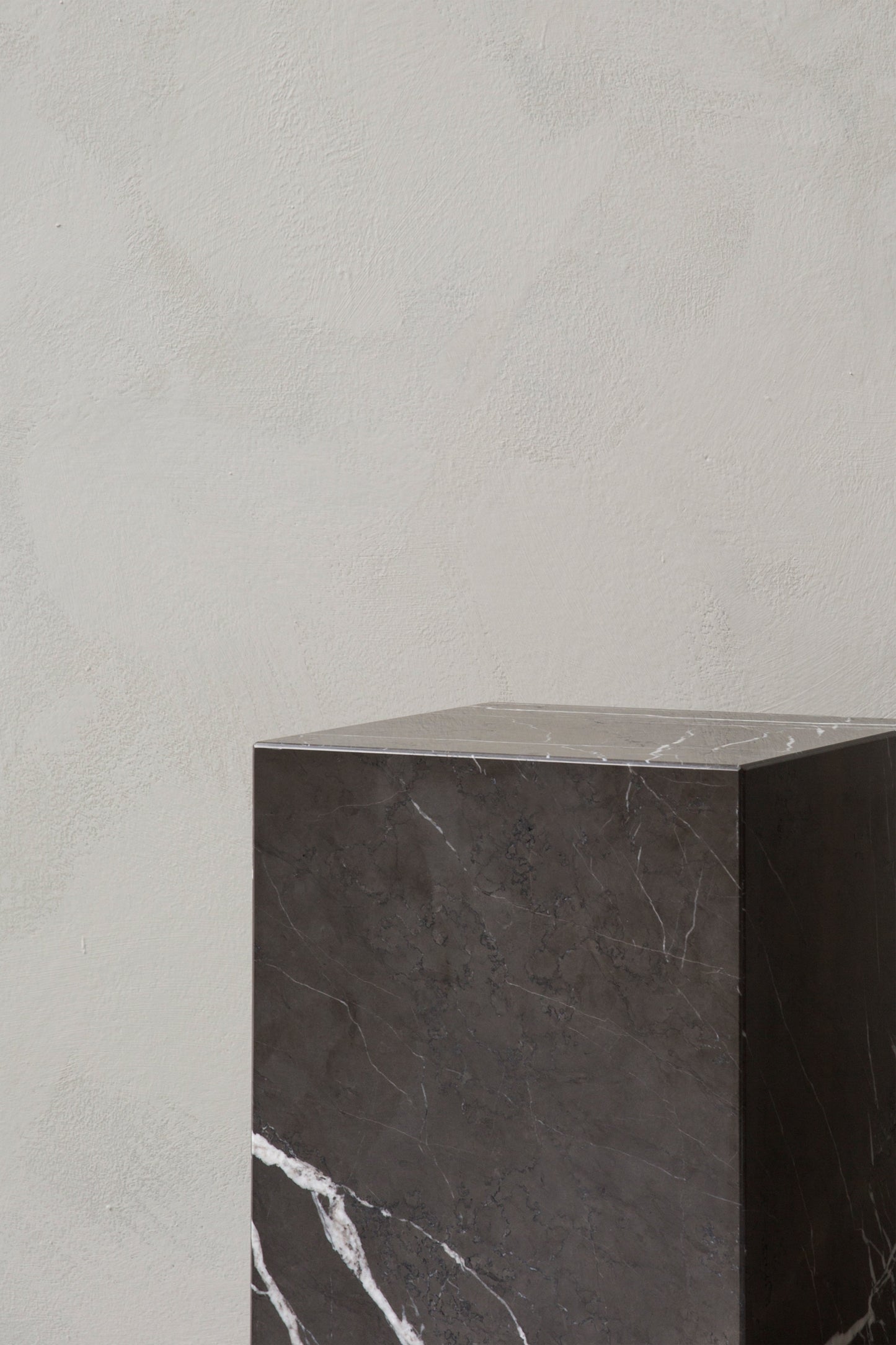 PLINTH TALL PIETRA SIDE TABLE