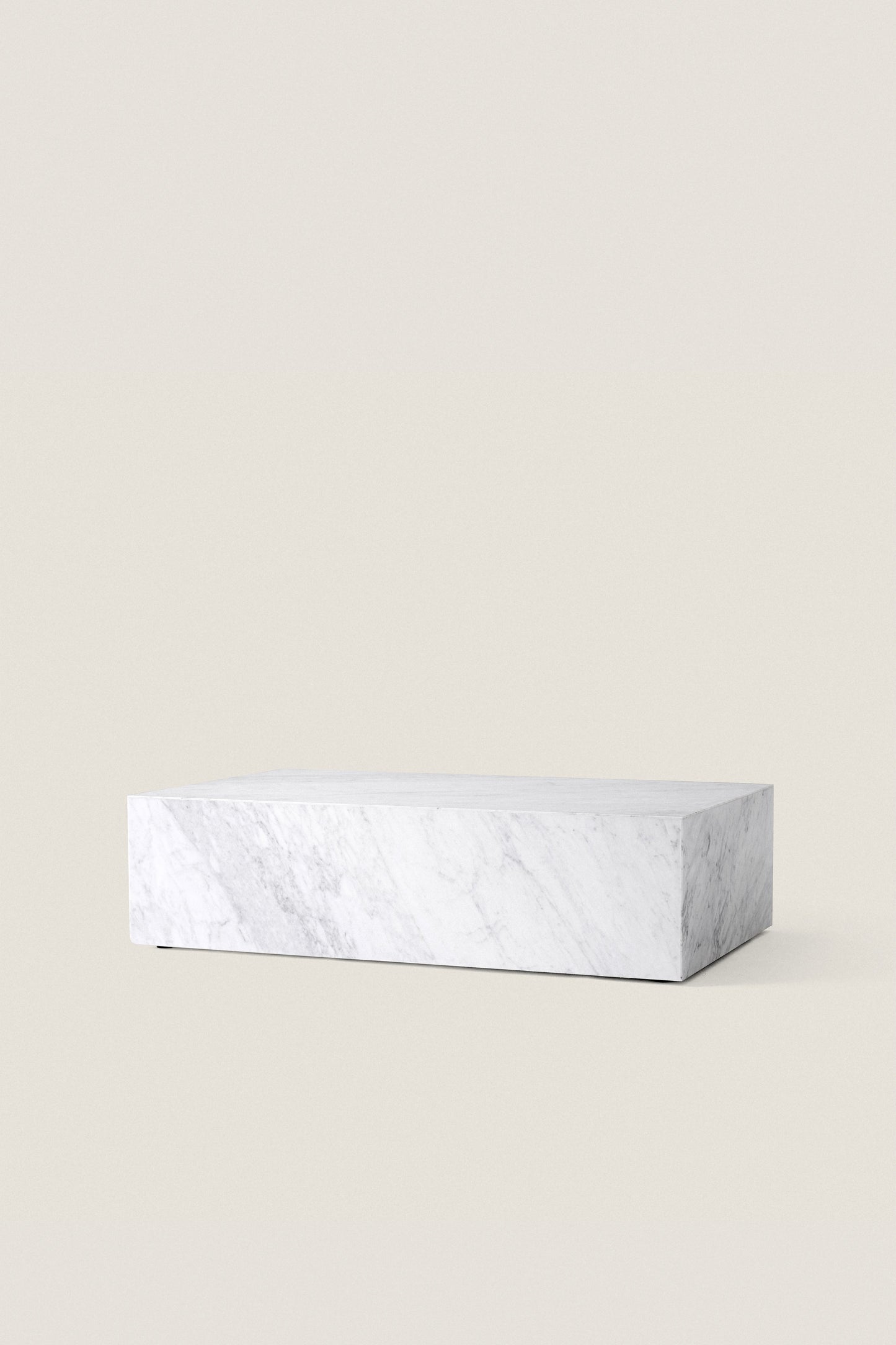 PLINTH CARRARA COFFE TABLEE 100