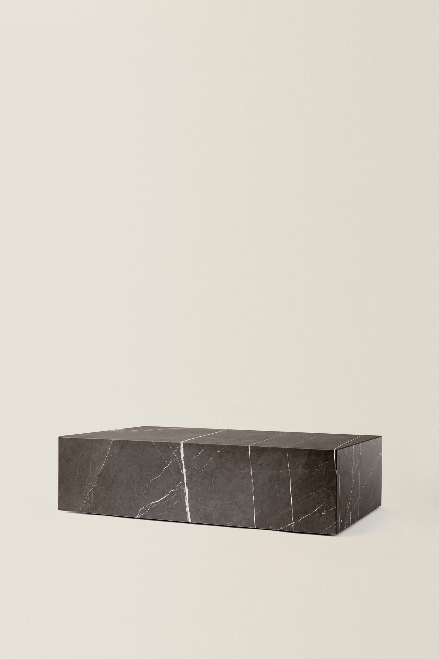 PLINTH PIETRA COFFEE TABLE 100
