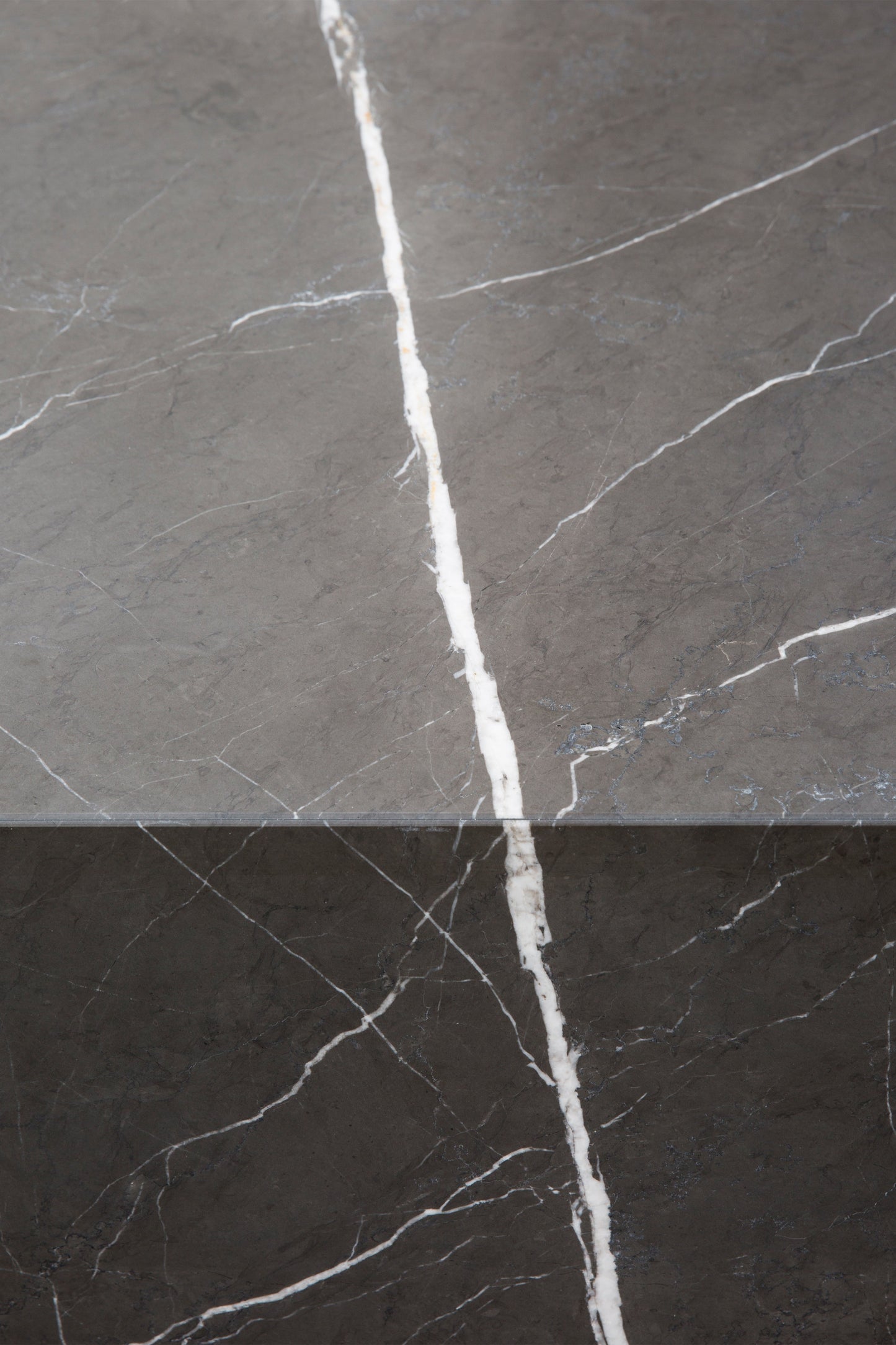 PLINTH PIETRA COFFEE TABLE 100