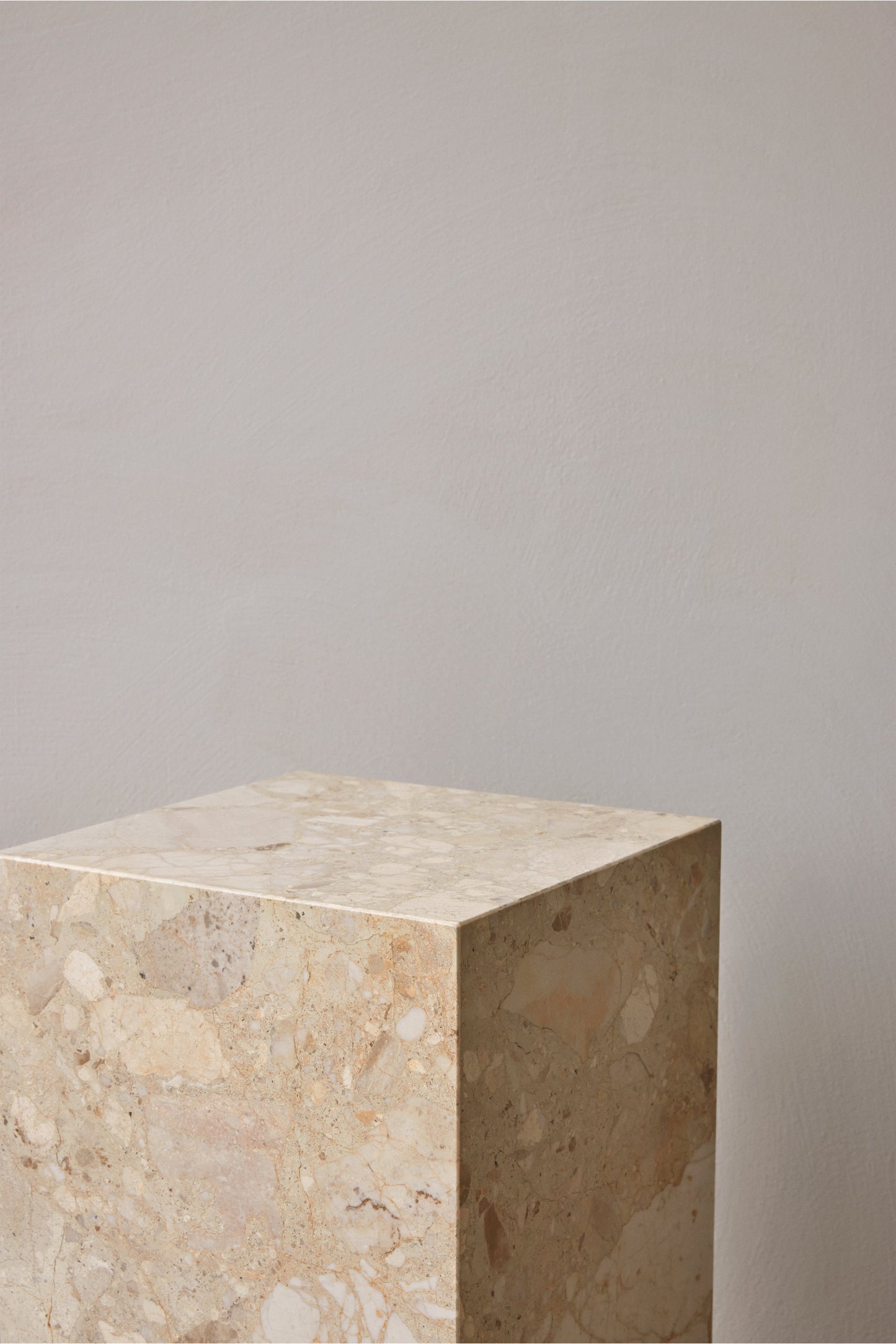 PLINTH TALL KUNIS SIDE TABLE