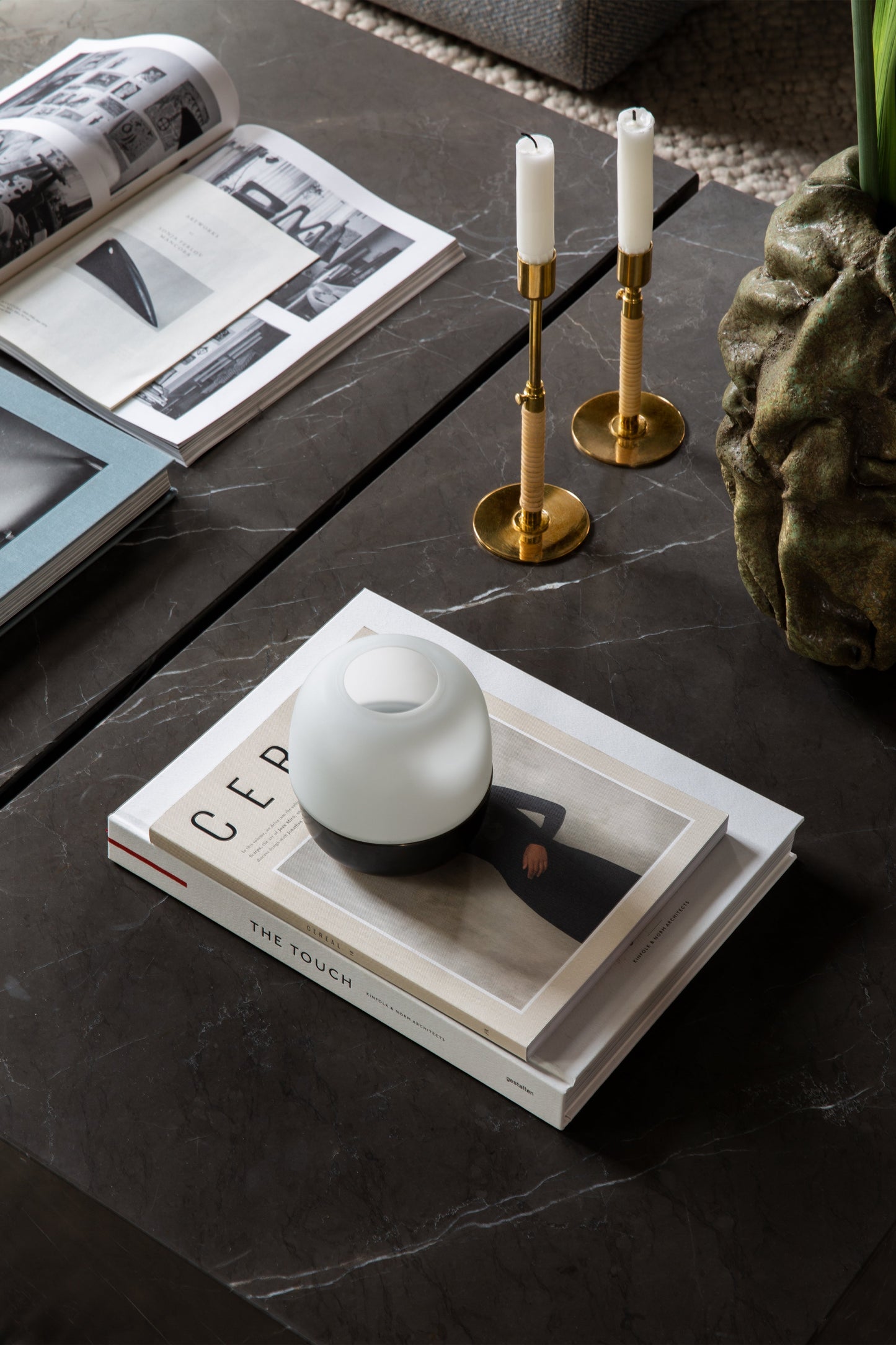 PLINTH PIETRA COFFEE TABLE 100