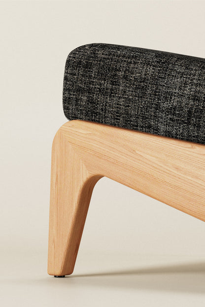 AVO LINEN RELAXING ARM CHAIR