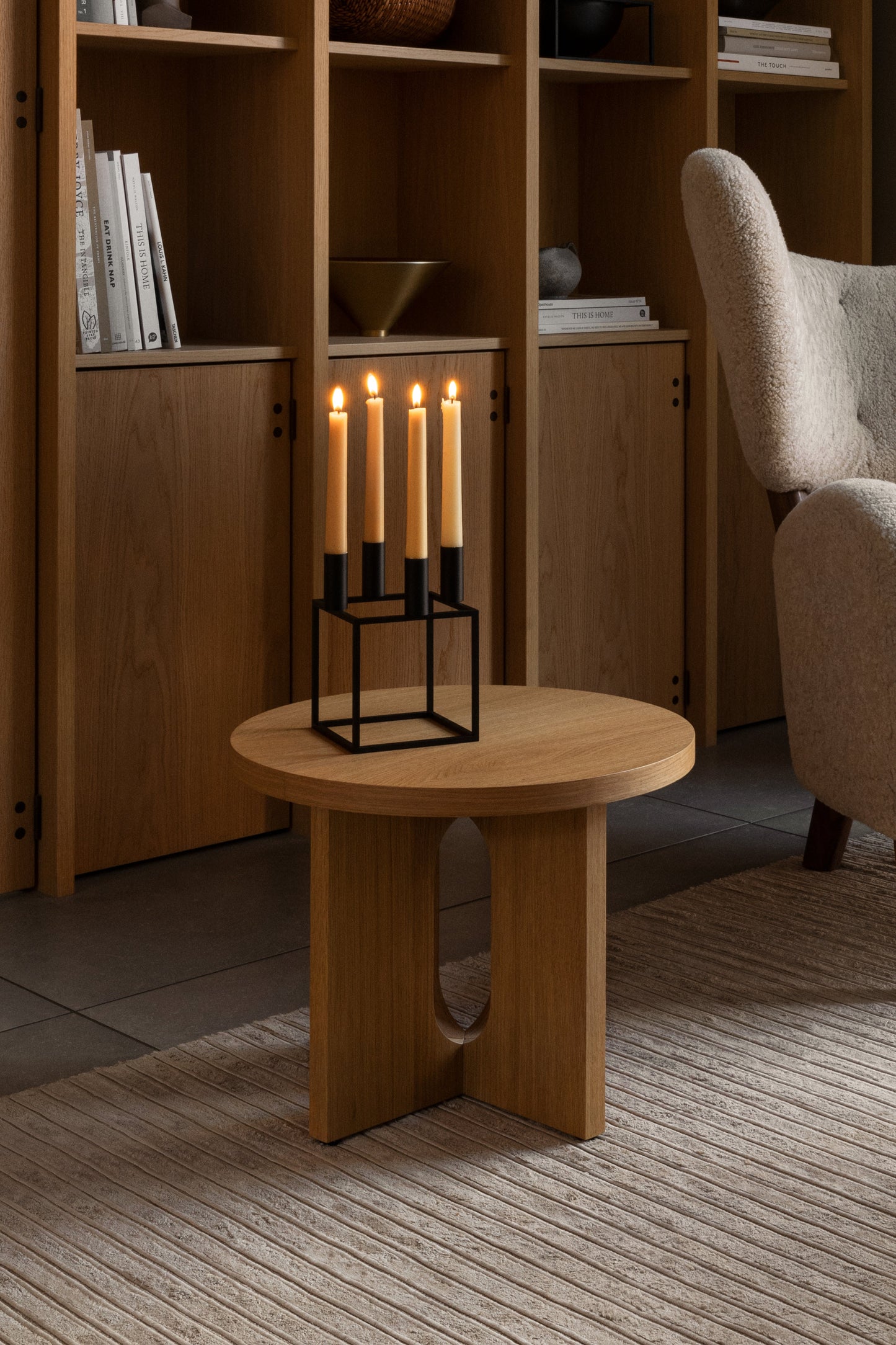 CIRCULAR NATURAL OAK SIDE TABLE