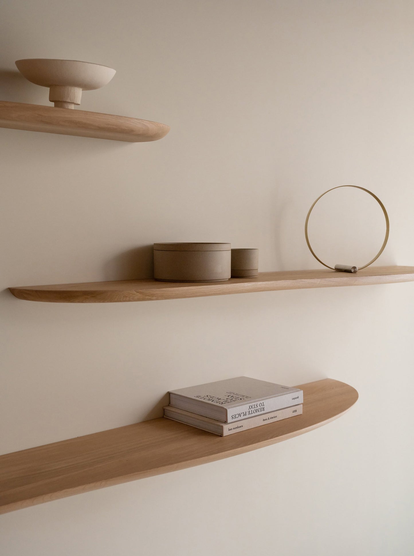 LIGHT BEIGE WAVE WOOD SHELF