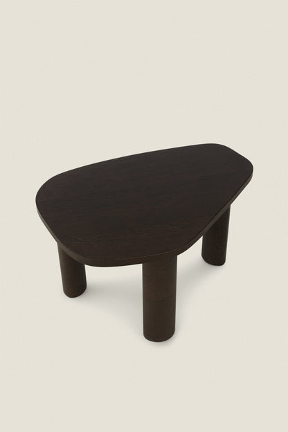 OAK SCULP COFFEE TABLE