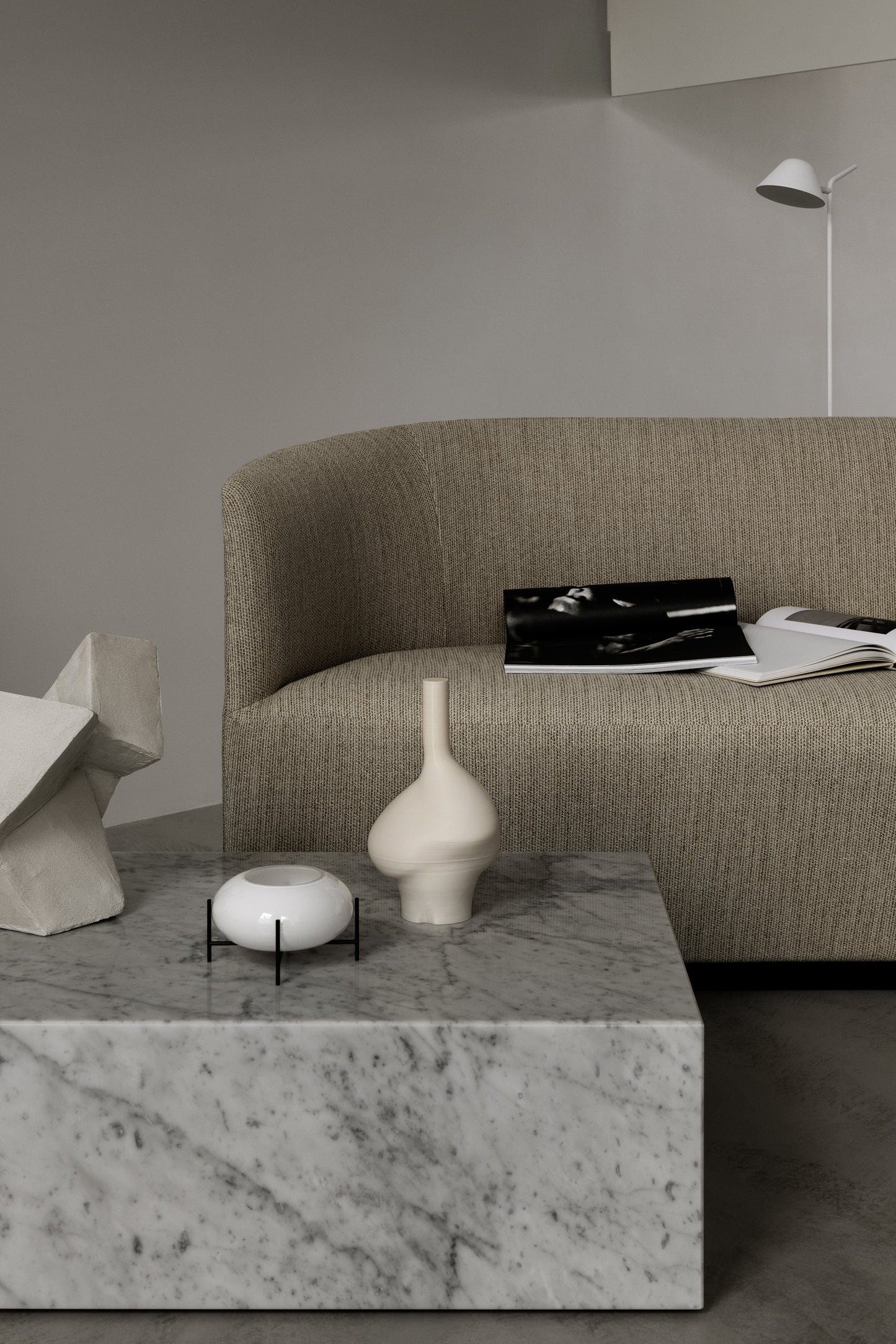 PLINTH CARRARA COFFE TABLEE 100