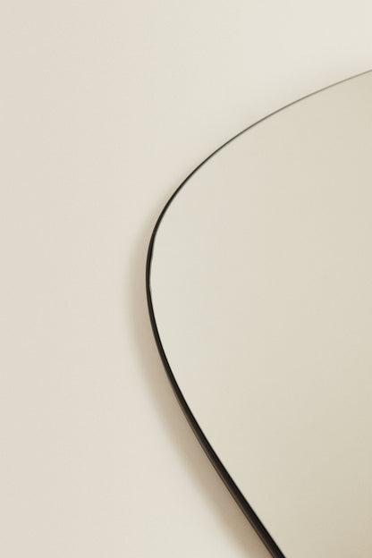 IRREGULAR WALL MIRROR